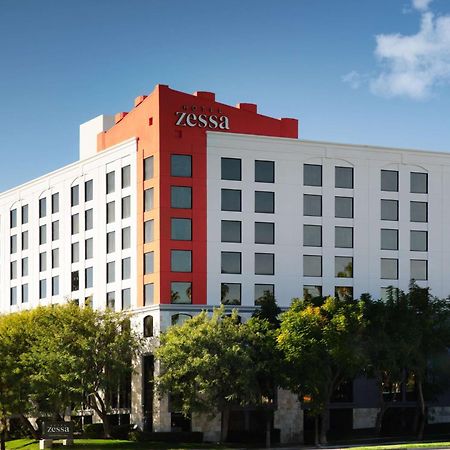 Hotel Zessa Orange County Airport, A Doubletree By Hilton Santa Ana Kültér fotó