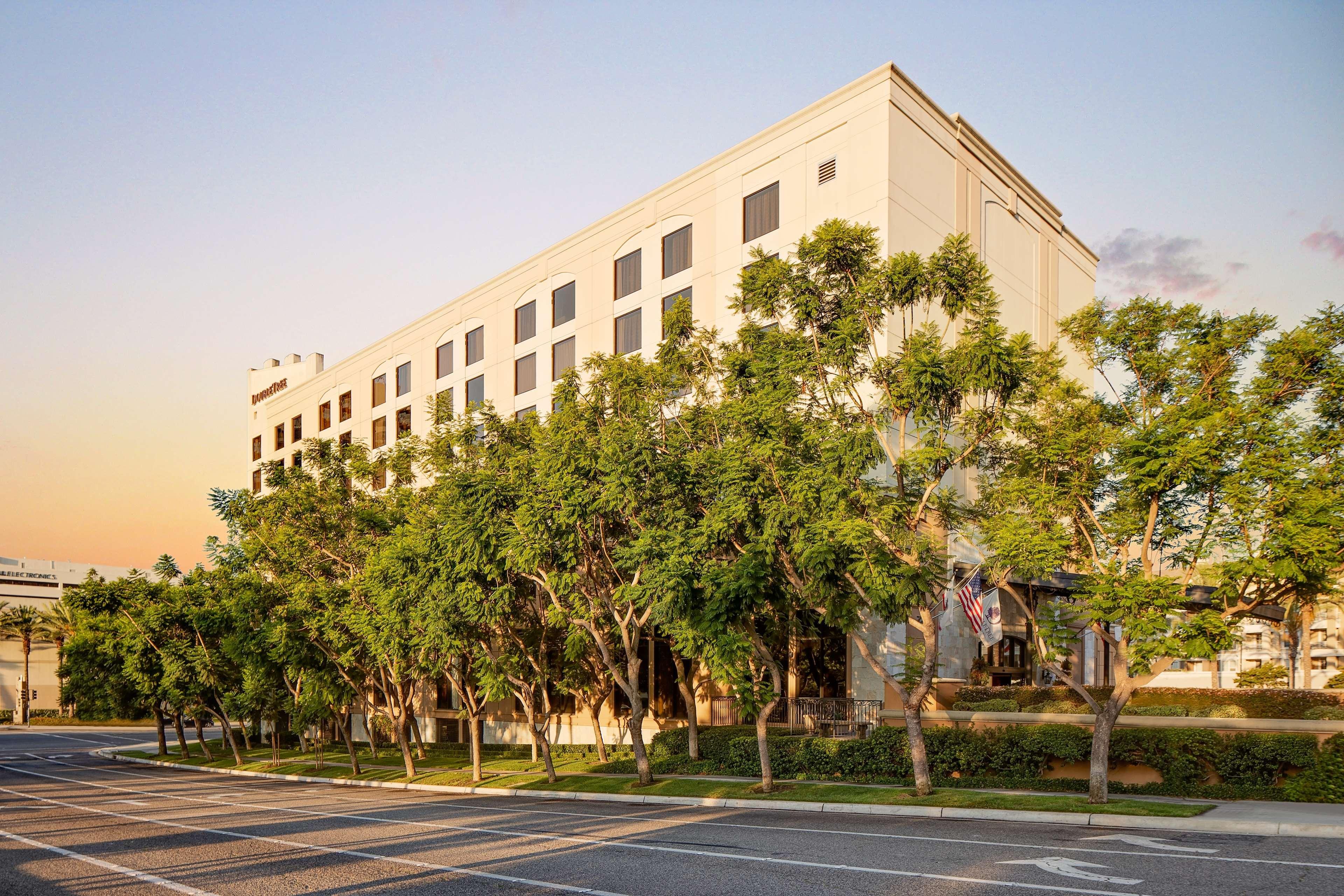 Hotel Zessa Orange County Airport, A Doubletree By Hilton Santa Ana Kültér fotó