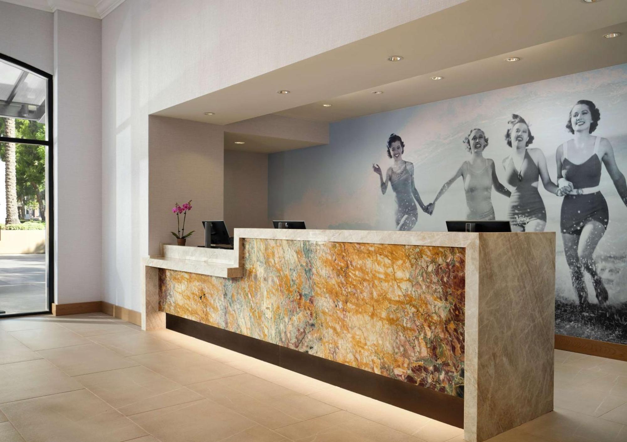 Hotel Zessa Orange County Airport, A Doubletree By Hilton Santa Ana Kültér fotó