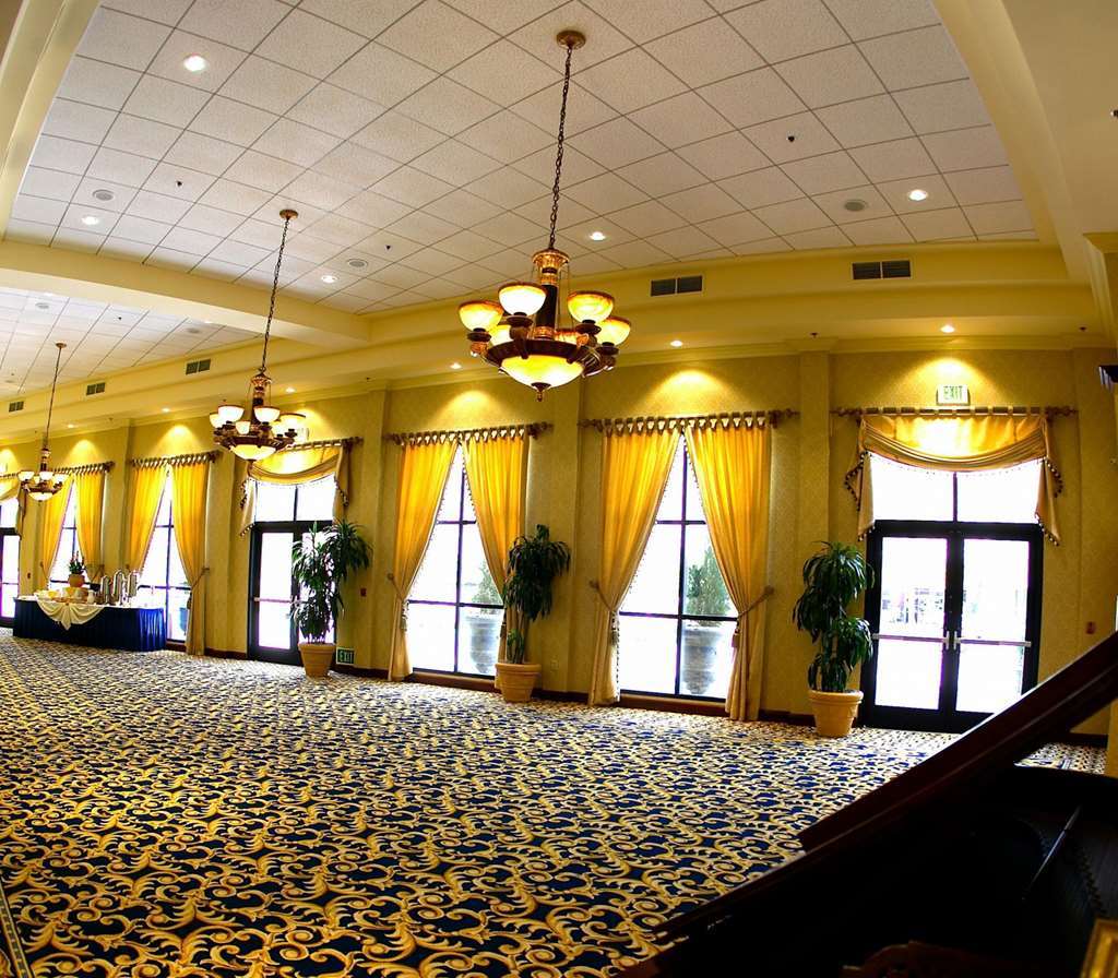 Hotel Zessa Orange County Airport, A Doubletree By Hilton Santa Ana Beltér fotó